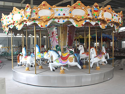 Vitnage carousel rides