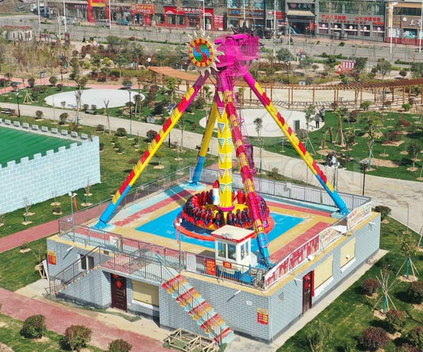 pendulum amusement park ride
